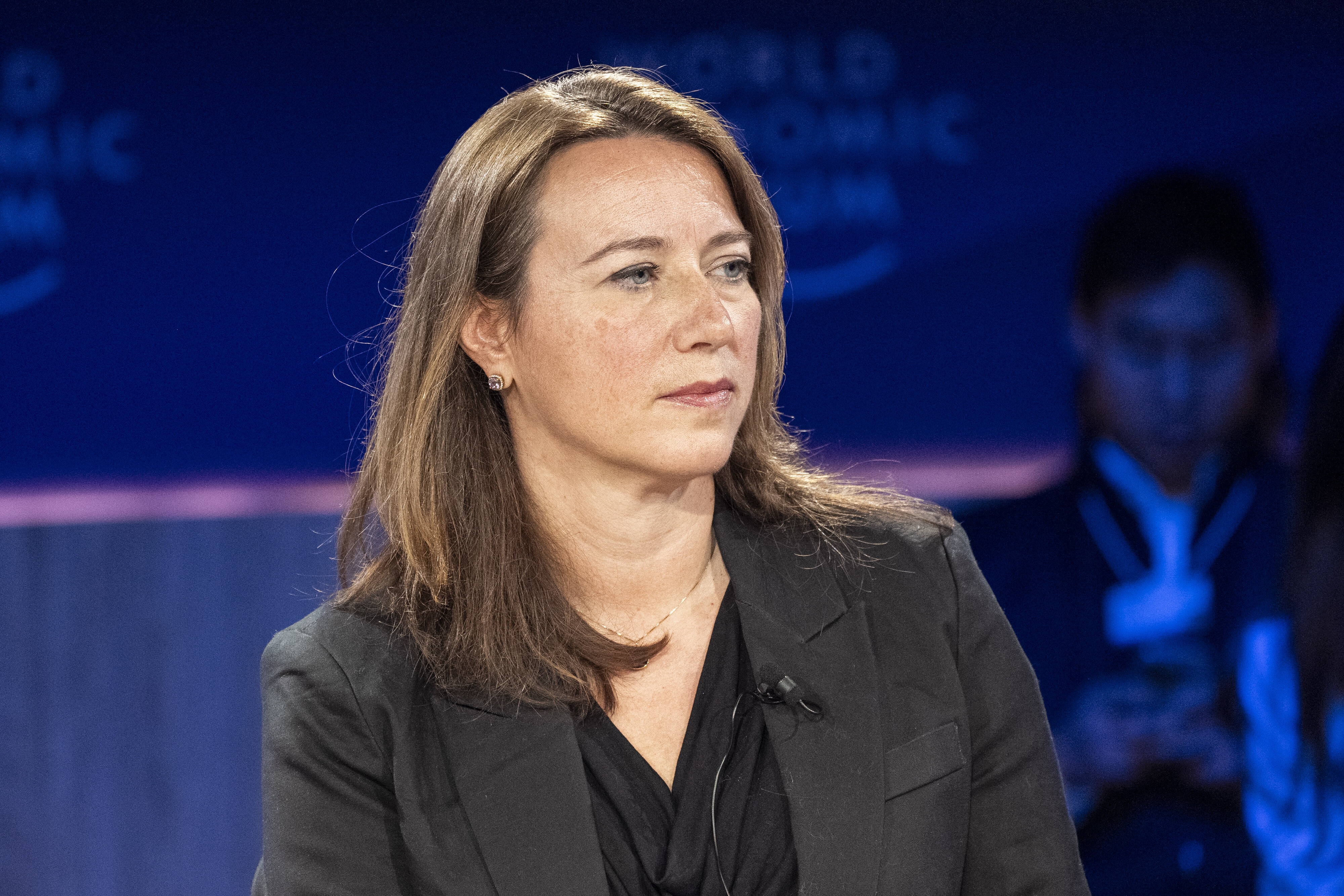 World Economic Forum Annual Meeting Amna Al Dahak Al Shamsi, Minister of Climate Change and the Environment of the United Arab Emirates; Christophe Beck, Chairman and Chief Executive Officer, Ecolab, USA; Fabrizio Palermo, Chief Executive Officer and General Manager, Acea, Italy; Jessika Roswall, Commissioner for Environment, Water Resilience and a Competitive Circular Economy, European Commission; Sherry Madera, Chief Executive Officer, CDP, United Kingdom; speaking in Water at a Tipping Point session at the World Economic Forum Annual Meeting 2025 in Davos-Klosters, Switzerland, 22/1/2025, 13:15 – 14:00 at Kurpark Village - Aspen 3. Stakeholder Dialogue. Copyright: World Economic Forum / Faruk Pinjo