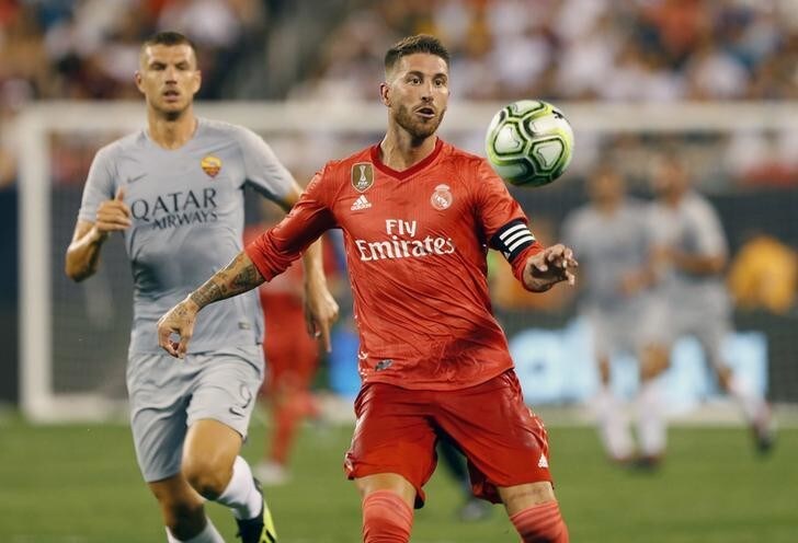 Jersey Roma Rosa La nueva camiseta del Real Madrid: basura en el buen sentido | World ...