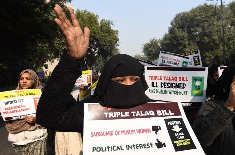 Des militantes du mouvement indien des femmes s’insurgent contre la proposition de loi visant à pénaliser le « Triple Talaq », à New Delhi le 4 janvier 2018.