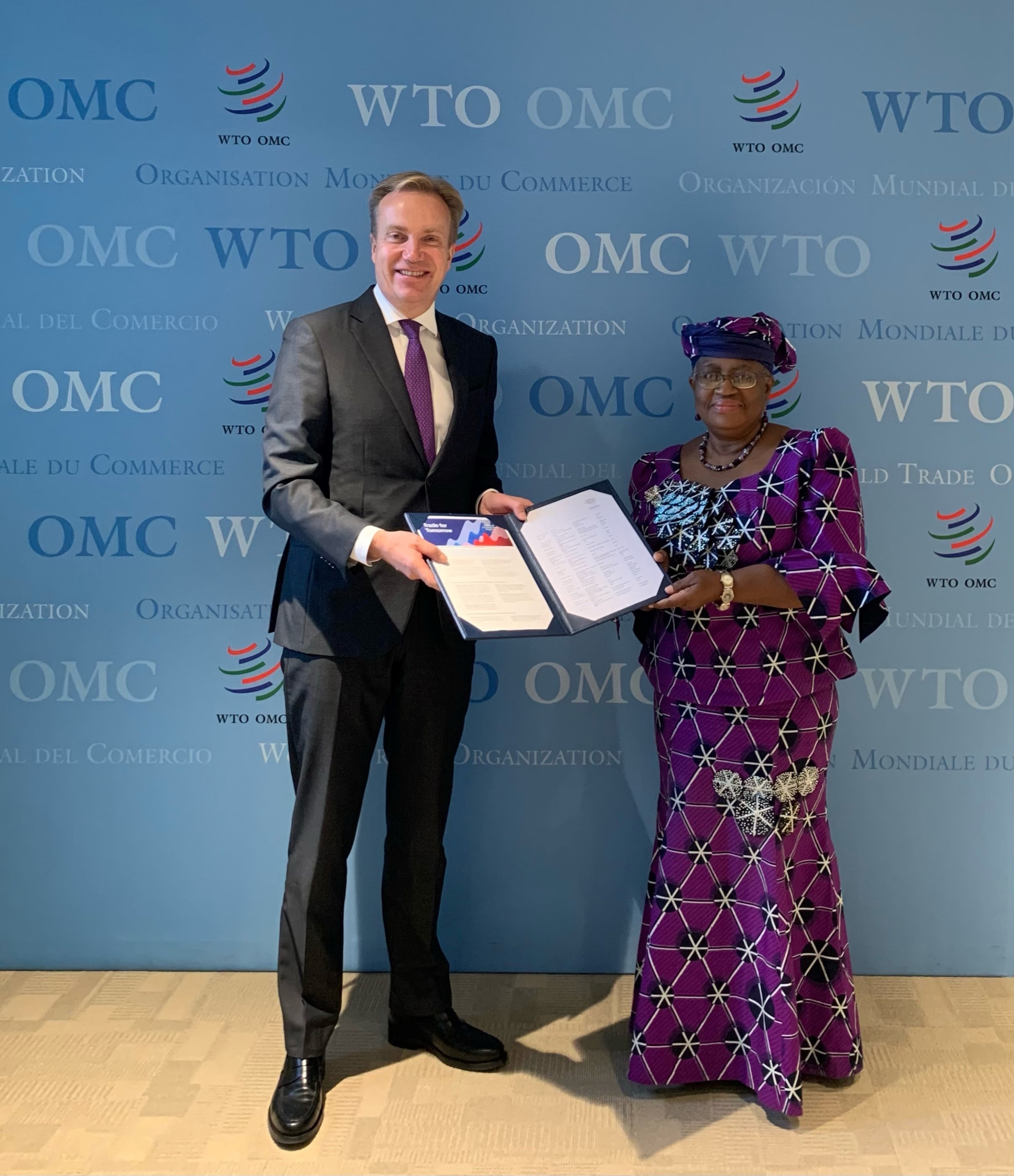  Børge Brende President, World Economic Forum, and Ngozi Okonjo-Iweala, Director-General of the WTO