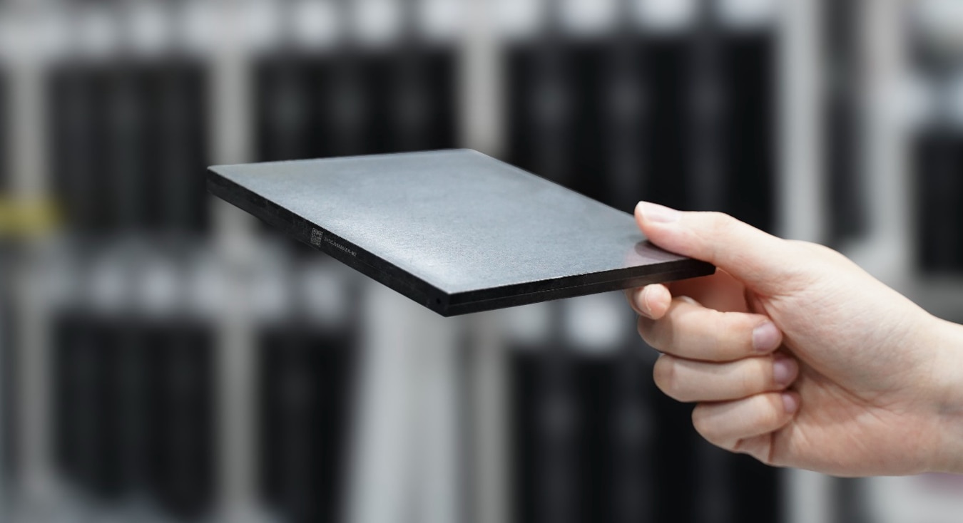 The vanadium ion battery (VIB), developed by Standard Energy.