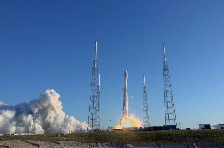 Le TESS a été lancé avec succès sur un SpaceX Falcon 9 le 18 avril 2018. L’engin cherchera de nouveaux mondes à l’extérieur de notre système solaire en vue d’une étude plus approfondie.