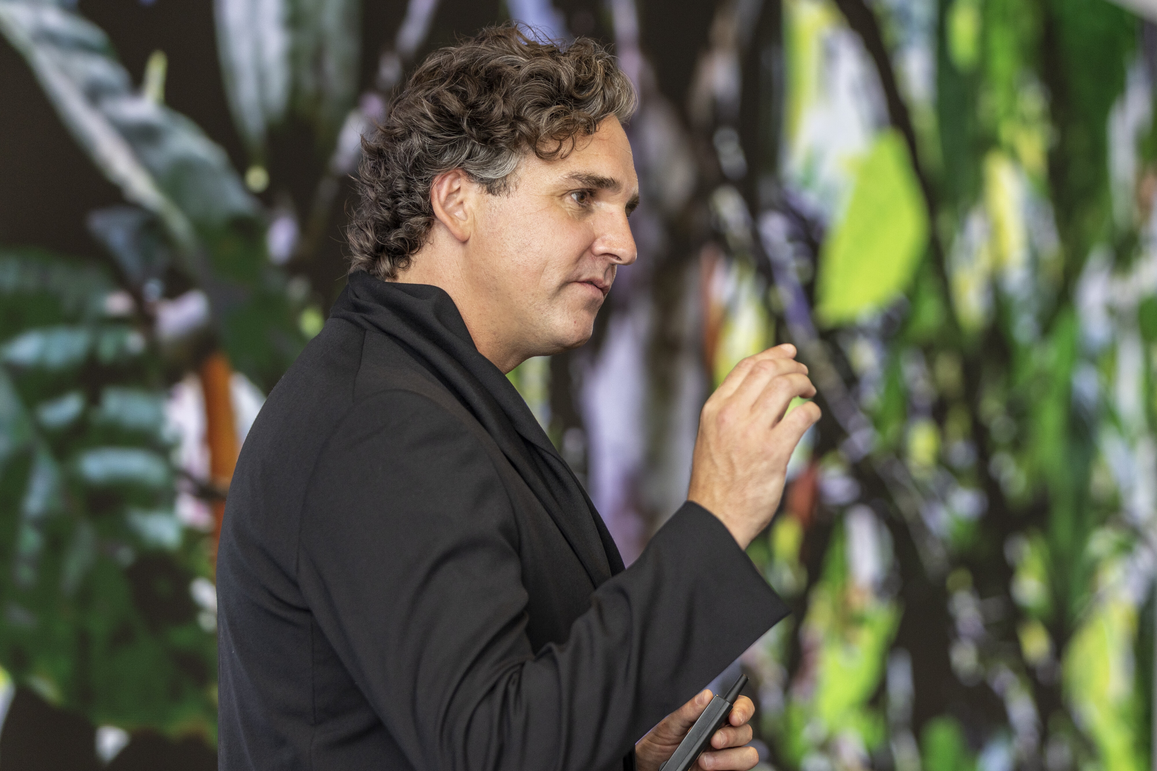 Thijs Biersteker, Artist and Founder, The Woven Foundation, Netherlands; at the Bringing Complex Data to Life session, Annual Meeting of the New Champions 2025, Tianjin, People's Republic of China, 25/6/2025, 12:00 â 12:30, National Convention & Exhibition Center - Betazone. Betazone. Copyright: World Economic Forum / Faruk Pinjo