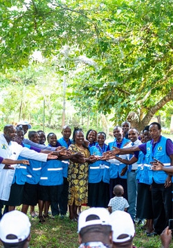 THE FUTURE IS COLLECTIVE ADVANCING COLLECTIVE SOCIAL INNOVATION TO visual data 5