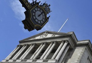 ロンドン金融街にあるイングランド銀行